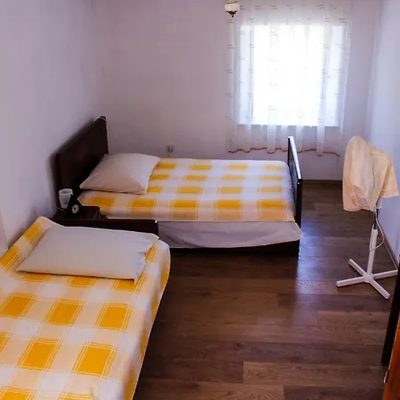 Titinica Holiday home Murter